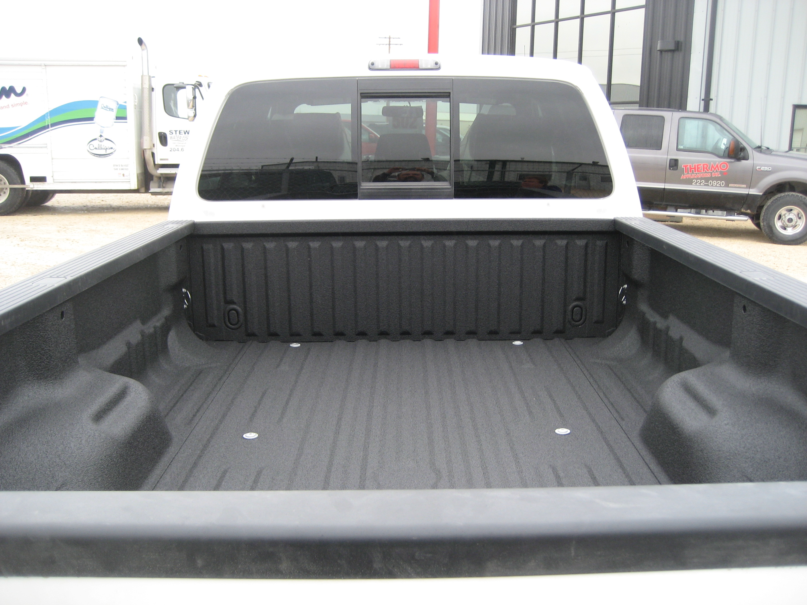 Winnipeg polyurethane truck bedliners 